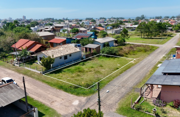 Terreno de esquina a venda em Balnéario Gaivota no bairro Jardim Ultramar